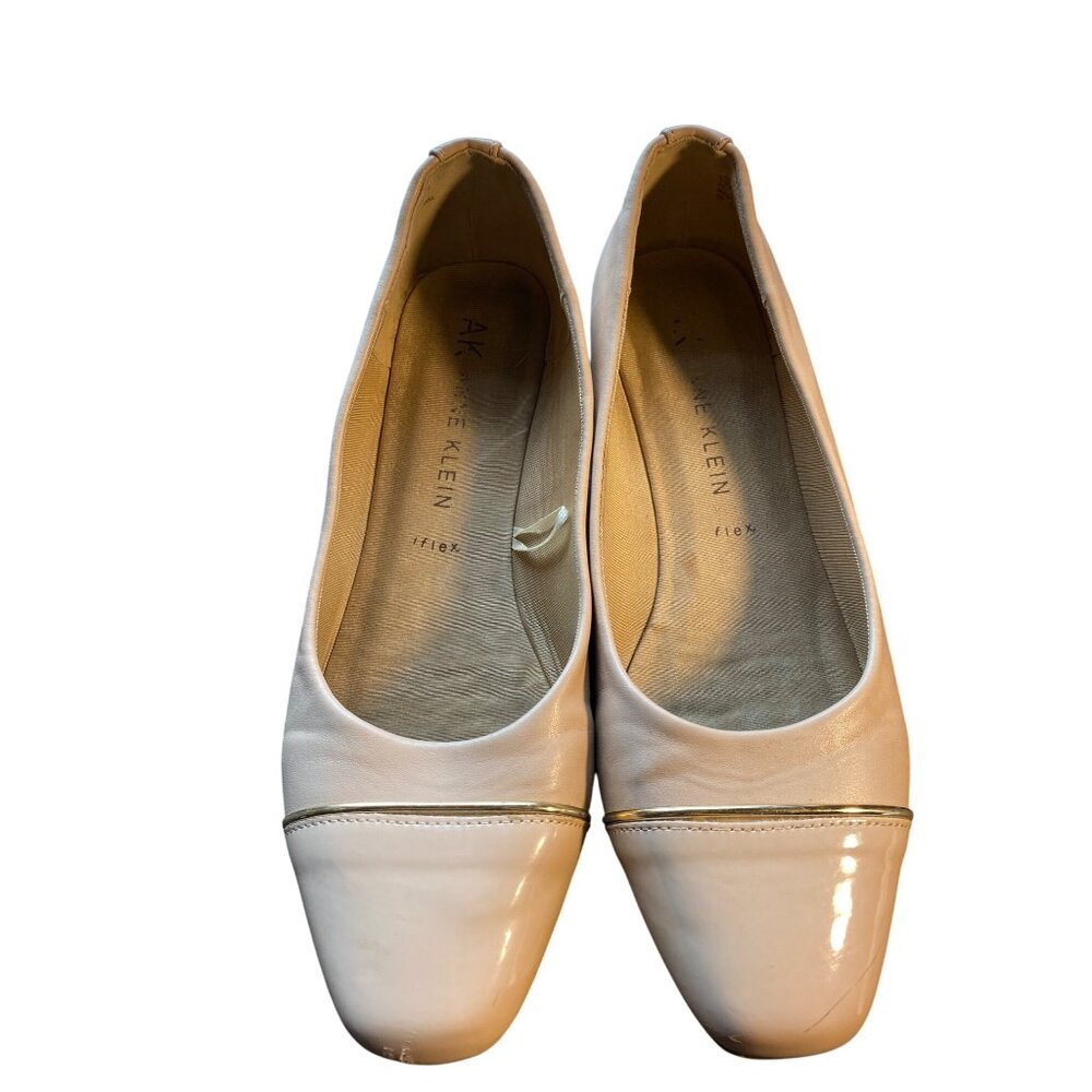 Anne Klein Womens Beige Cap Toe Slip-On Flats Size 9M